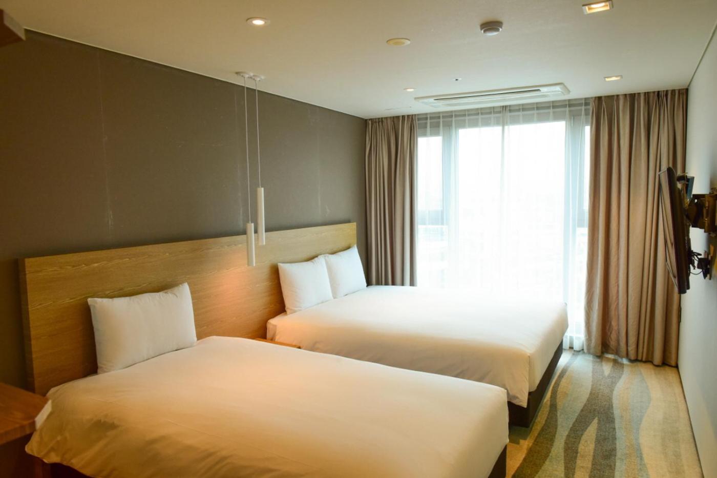 Saint Beach Hotel Jeju Exterior foto
